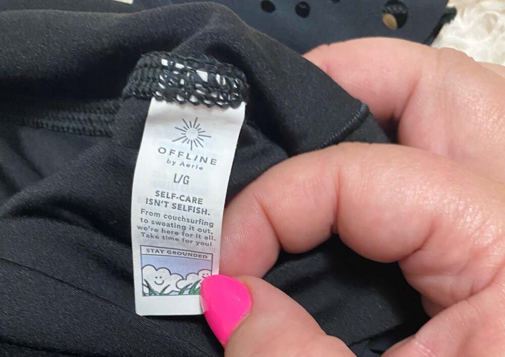 Offline by Aerie Eyelet Scalloped Athletic Skort - Picture 4 of 8